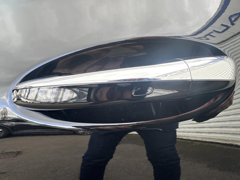 MERCEDES-BENZ CLA Shooting Brake