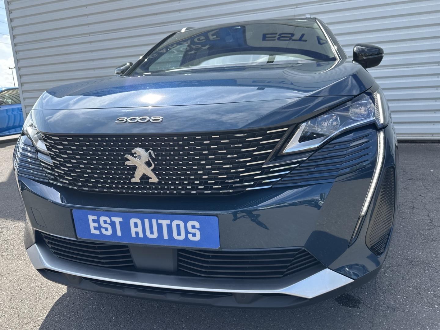 PEUGEOT 3008