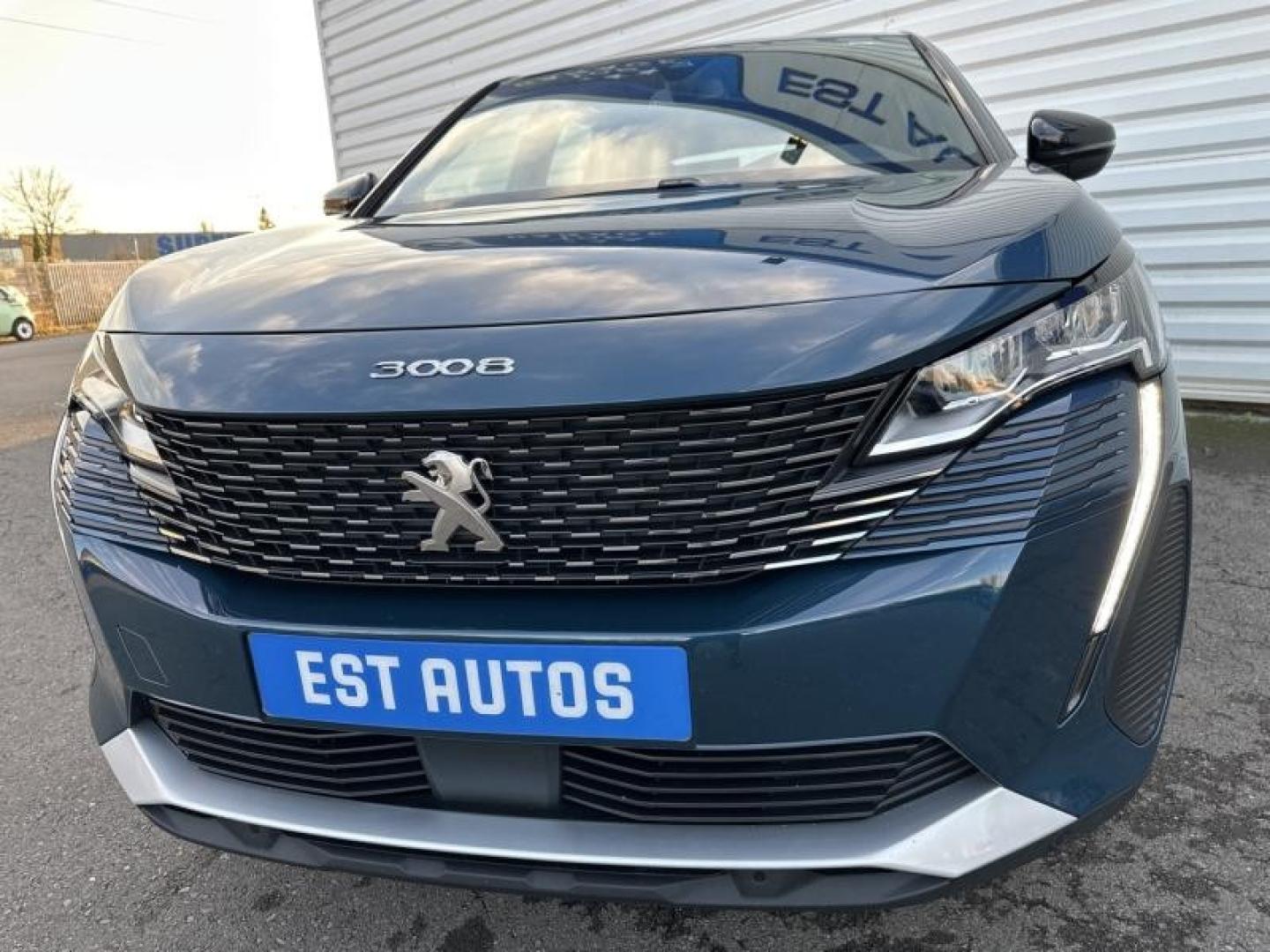 PEUGEOT 3008