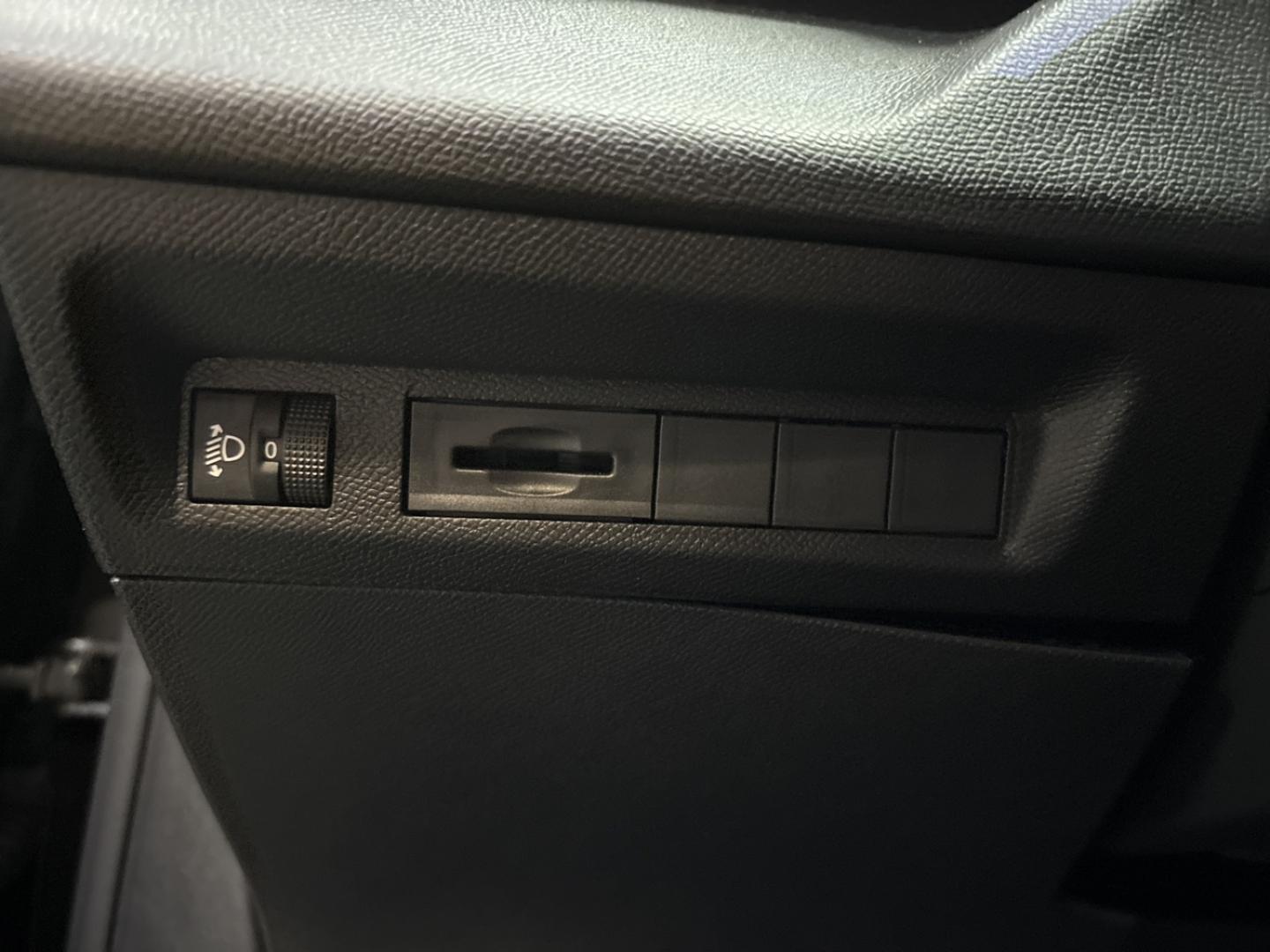 PEUGEOT 308 SW