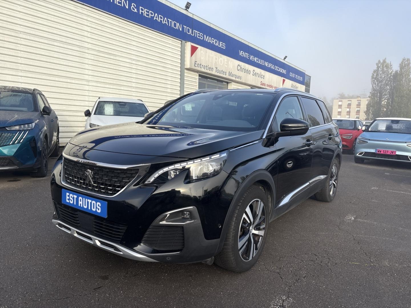 PEUGEOT 5008